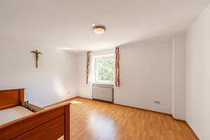 AIGNER - Sanierungsbedürftiges Zweifamilienhaus mit Ausbaupotenzial in Wasserburg – Die vollständige Adresse der Immobilie erhältst du vom Anbieter., 89312 Günzburg – Vorschaubild 6