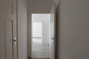 Karlstraße: Appartement mit EBK im ruhigen Hinterhaus - Parkplatz möglich – Karlstraße 36, 65185 Mitte, Wiesbaden – Vorschaubild 9