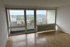 1-Zimmer-Apartment mit Westbalkon & Weitblick im 8. Obergeschoss