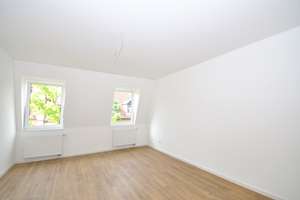Frisch sanierte 4-Zimmer-Altbauwohnung mit Gartenanteil und 118 m² in Karlsruhe-Beiertheim-Bulach – Marie-Alexandra-Str. 20, 76135 Beiertheim-Bulach, Karlsruhe – Vorschaubild 5