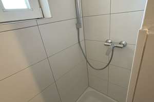 2 Zimmer-Wohnung mit modernisiertem Tageslichtbad und Dusche – Dummersdorferstraße 16, 23569 Kücknitz, Lübeck – Vorschaubild 4