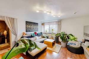 Charmante 3-Zimmer Wohnung – gepflegt und umfassend modernisiert – Die vollständige Adresse der Immobilie erhältst du vom Anbieter., 85055 Nordost, Ingolstadt – Vorschaubild 4