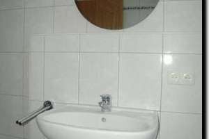 Sonnige 2 1/2 DG Wohnung München Obermenzing – Bergsonstraße 37, 85276 Obermenzing, München – Vorschaubild 5