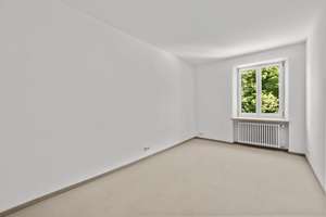 Großzügige 5,5-Zimmer-Wohnung mit Balkon und zwei Stellplätzen in beliebter Innenstadt-Lage – Die vollständige Adresse der Immobilie erhältst du vom Anbieter., 86152 Stadtjägerviertel, Augsburg – Vorschaubild 8