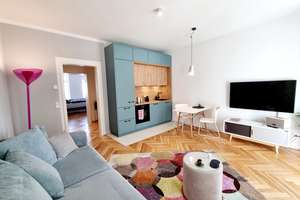 Möblierte Wohnung mit gehobener Einrichtung und EBK im kernsanierten, denkmalgeschützten Altbau – Markranstädter Straße 19, 4229 Plagwitz, Leipzig – Vorschaubild 1