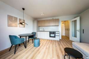 Möbliertes Wohnen – Stilvolles City-Apartment mit Balkon & Teilmöblierung – Die vollständige Adresse der Immobilie erhältst du vom Anbieter., 81673 Josephsburg, München – Vorschaubild 2