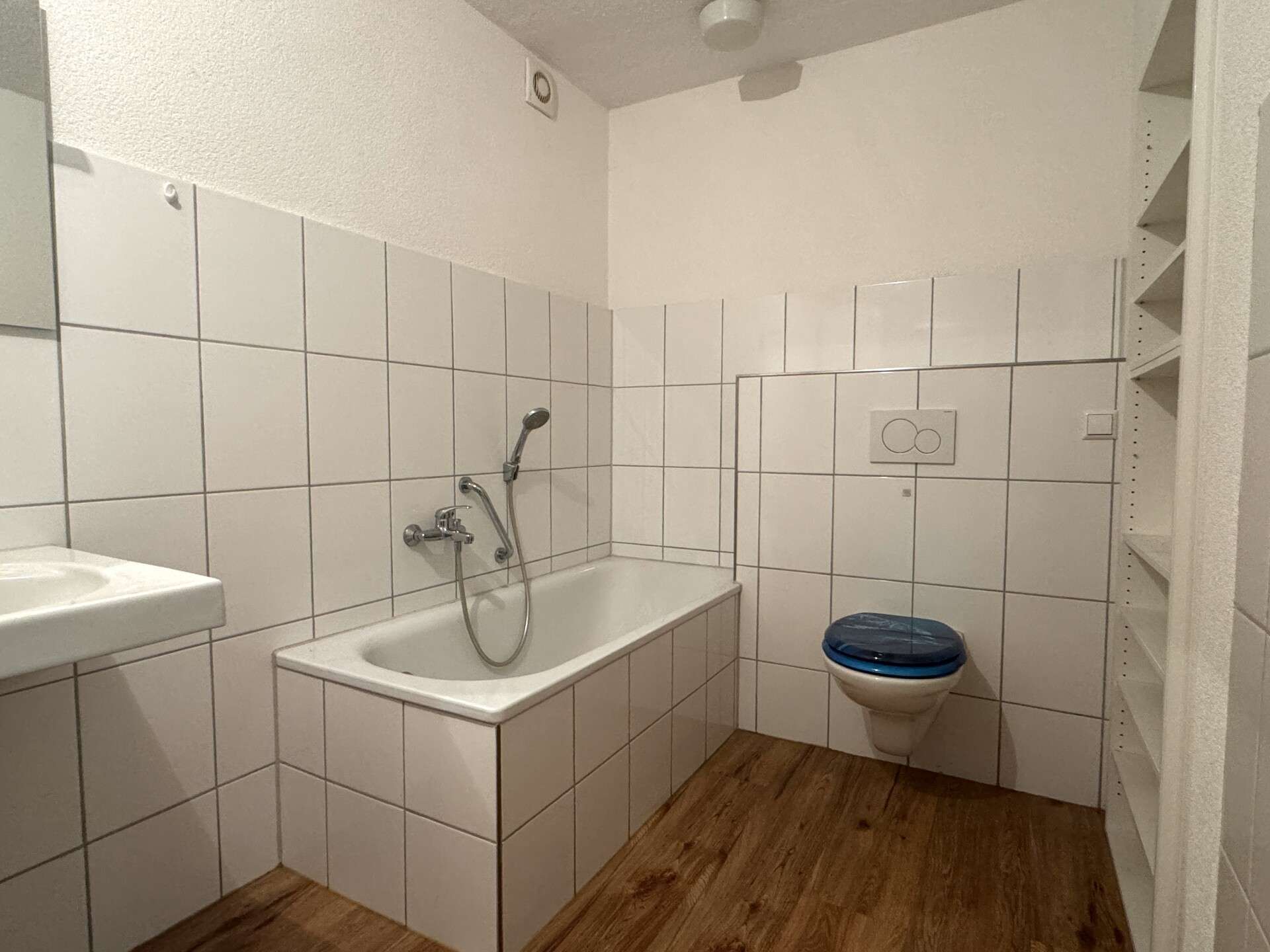 Immobilie in Alleshausen - Lichtdurchflutet wohnen in modernisierter Eigentumswohnung am Rande von Bad Buchau - Bild 11