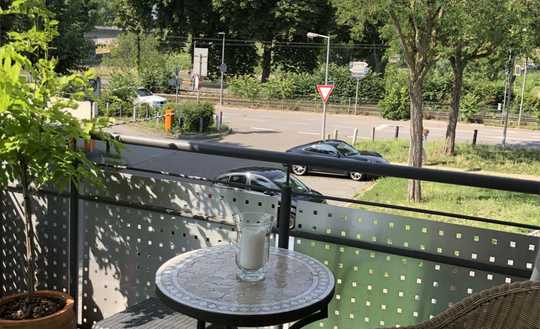 OSTSTADTLAGE NÄHE PARK: 2-ZKB BALKON MIT AUFZUG!