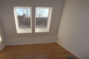 2-Zimmer-DG-Wohnung mit Terrasse in Friedrichshain. – Petersburger Straße 39, 10249 Friedrichshain, Berlin – Vorschaubild 3