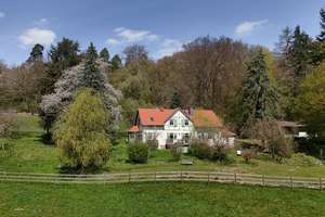 Landhaus in Alleinlage im Taunus - Idylle pur - separates Gästehaus, nur 40 Min. bis Frankfurt – Die vollständige Adresse der Immobilie erhältst du vom Anbieter., 61279 Grävenwiesbach – Vorschaubild 4