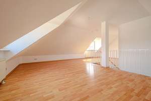 BEZUGSFREI – GEMÜTLICHE MAISONETTE – DACHTERRASSE – DUSCHBAD MIT FENSTER – TG-PARKER – Die vollständige Adresse der Immobilie erhältst du vom Anbieter., 1219 Strehlen, Dresden – Vorschaubild 5