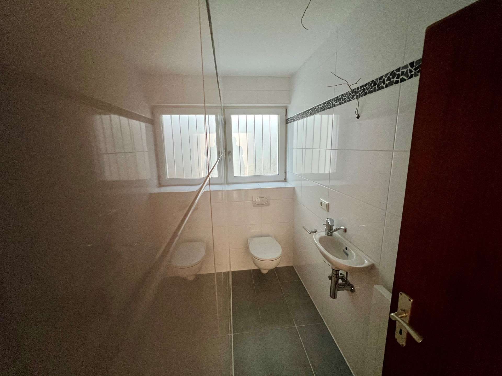 Immobilie in Malsch - Dreifamilienhaus mit Weitblick in grüner Hanglage - Bild 3