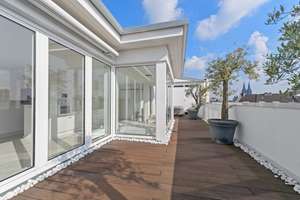 Exklusives Penthouse mit Panoramablick auf den Dom