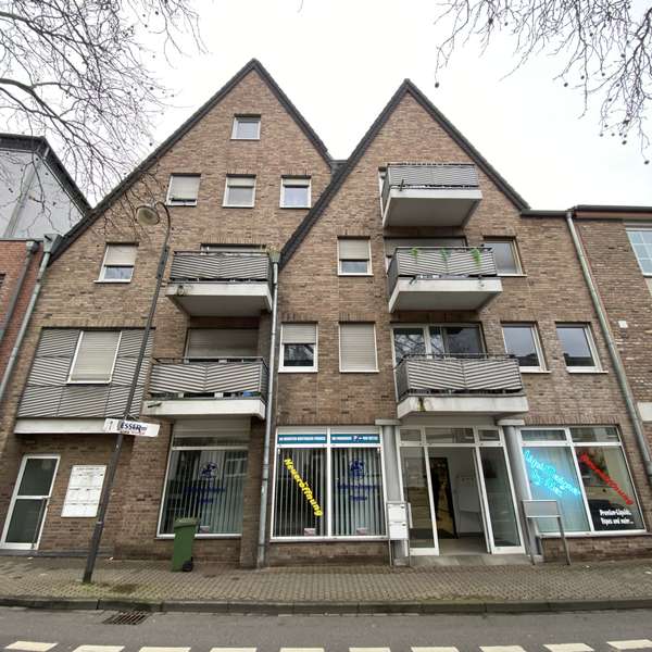 *** großzügige und charmante 2-Zimmer-Wohnung mit Balkon - Herzogenrath  ***