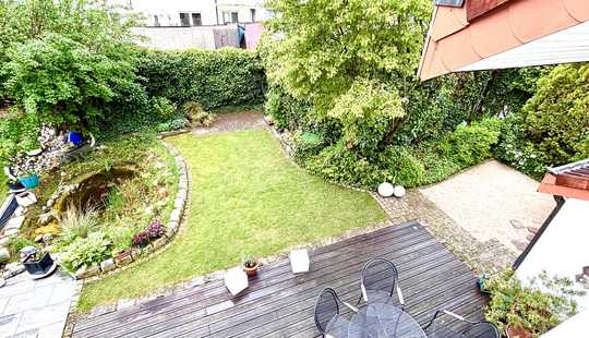 Bild von Familienfreundliche Doppelhaushälfte mit Garten und Garage