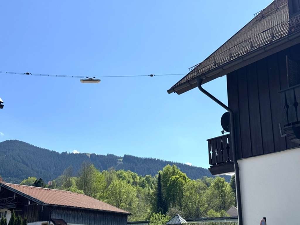 Immobilie in Bad Kohlgrub - Bad Kohlgrub - helle Wohnung mit zwei Balkonen und Bergblick - Bild 1