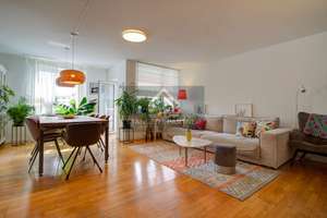 Lichtdurchflutete 4-Zimmer-Wohnung mit großer Süd-Loggia und außergewöhnlichem Grundriss