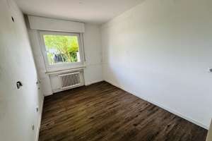 Großzügiges Reihenhaus mit viel Platz und Entwicklungspotenzial – Bezugsfrei ab 01.06.2026 – Die vollständige Adresse der Immobilie erhältst du vom Anbieter., 53859 Niederkassel – Vorschaubild 4