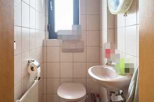 Stadtvilla mit 2 Wohneinheiten mit Garten, 3 Garagen und viel Potential – Ostalbkreis – Vorschaubild 20