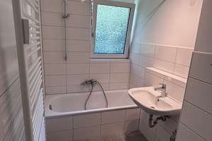 Balkon, Einbauküche und Blick ins Grüne: sonnendurchflutete 3,5-Zimmer-Wohnung in Ziegelhausen – Die vollständige Adresse der Immobilie erhältst du vom Anbieter., 69118 Ziegelhausen, Heidelberg – Vorschaubild 15
