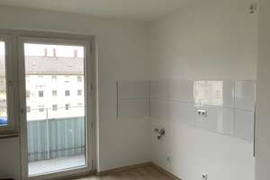 sehr schöne top renovierte 2 Zi. Whg. mit Wohnküche und Balkon – Fürstenrieder Str. 309, 81377 Am Waldfriedhof, München – Vorschaubild 9
