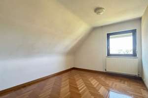 Freistehendes Einfamilienhaus mit großem Garten, zwei Garagen & vielseitigem Gestaltungspotenzial – Die vollständige Adresse der Immobilie erhältst du vom Anbieter., 74078 Biberach, Heilbronn – Vorschaubild 14
