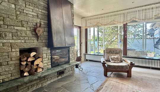 Bild von Exklusiver Winkelbungalow mit Gartenparadies in Burgholzhausen – stilvolles Wohnen auf einer Ebene