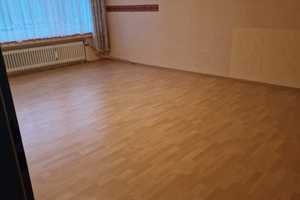 Gemütliche 2-Zimmer-Wohnung mit Gestaltungspotenzial für handwerklich Begabte und Renovierungsfreudi – Aachen – Vorschaubild 2