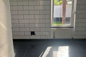 Geräumiges und neuwertiges 4-Zimmer-Haus mit gehobener Innenausstattung zur Miete in Krefeld – 47804 Kempener Feld/Baackeshof, Krefeld – Vorschaubild 12
