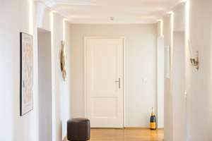 Renovierte Altbauwohnung mit Balkon und Weitblick in der Maxvorstadt – Die vollständige Adresse der Immobilie erhältst du vom Anbieter., 80333 Augustenstraße, München – Vorschaubild 3