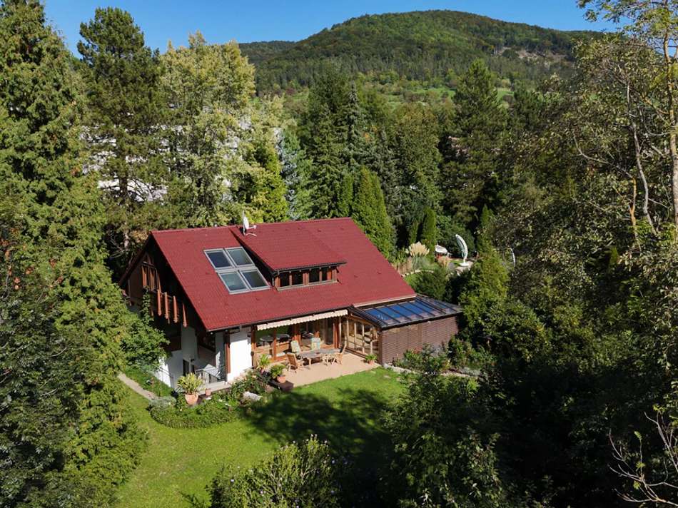 Wohnhaus/ Grundstück