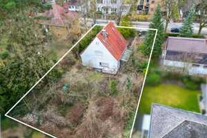 Sanierungsperle in Toplage – Freistehendes Einfamilienhaus mit 6 Zimmern und großem Garten – Berlin – Vorschaubild 1