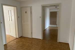 Viel Platz für den Alltag: 4-Zimmer-Wohnung in Ellwangen – Philipp-Jeningen-Platz 2/1, 73479 Ellwangen (Jagst) – Vorschaubild 3