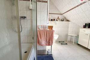 Einfamilienhaus in Burkhardtsdorf bei Chemnitz: 100 m², Traumlage, Terrasse, Grün, Wärmepumpe &Kamin – Die vollständige Adresse der Immobilie erhältst du vom Anbieter., 9235 Burkhardtsdorf – Vorschaubild 10