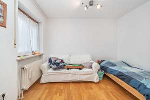 Reiheneckhaus in Ottobrunn – solide Kapitalanlage mit Entwicklungspotenzial in begehrter Lage – Die vollständige Adresse der Immobilie erhältst du vom Anbieter., 85521 Ottobrunn – Vorschaubild 9
