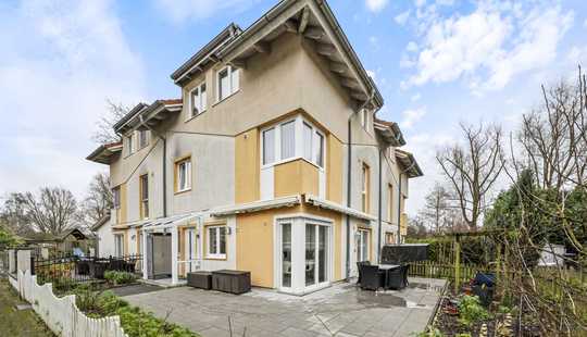 Bild von Ihr neues Zuhause: Exklusives Reiheneckhaus im eleganten Stadthausstil mit Wohlfühlambiente!