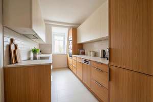 Erstbezug nach Sanierung: Stilvolle 4-Zimmer-Altbauwohnung mit Erker, Stellplatz sowie Solar+ BHKW – Die vollständige Adresse der Immobilie erhältst du vom Anbieter., 1157 Briesnitz, Dresden – Vorschaubild 2