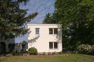 Zeitlose Bauhaus-Architektur – Einfamilienhaus in gefragter Lage von Berlin-Zehlendorf – Die vollständige Adresse der Immobilie erhältst du vom Anbieter., 14165 Zehlendorf, Berlin – Vorschaubild 4
