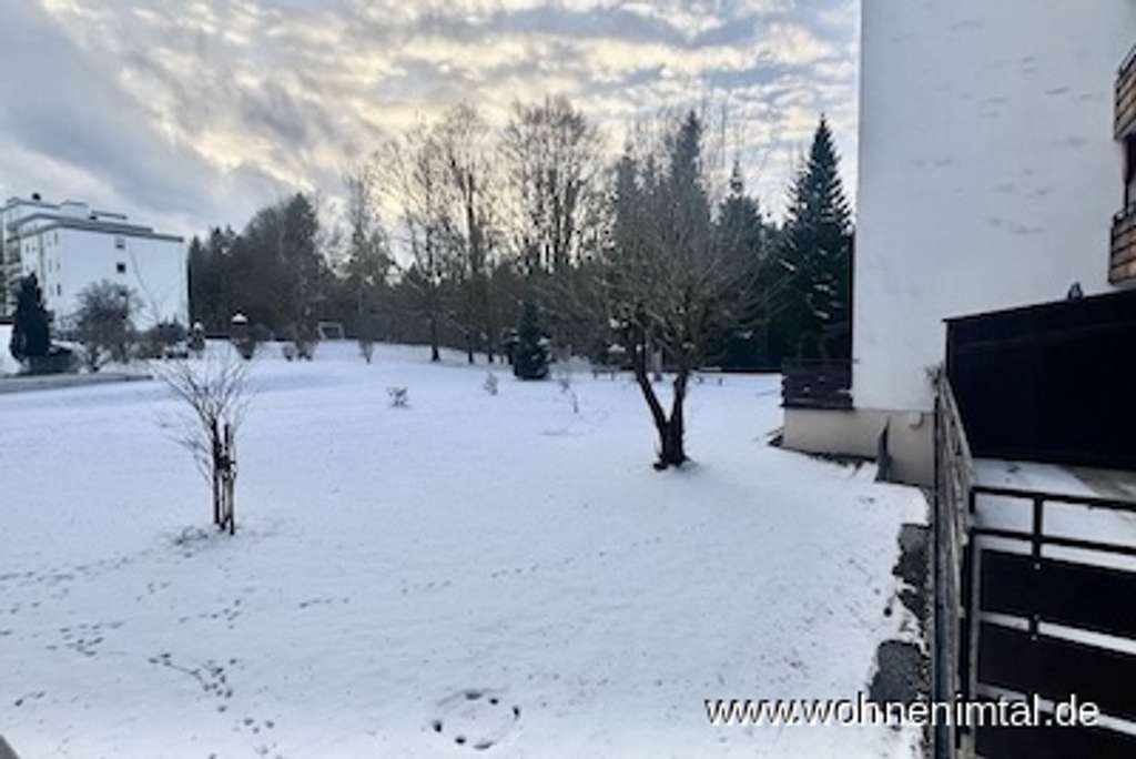 Immobilie in Miesbach - Wohnen im Tal Immobilien Am Stadtwald: Renovierte 3-Zi.-Terrassenwohnung in Miesbach! - Bild 2