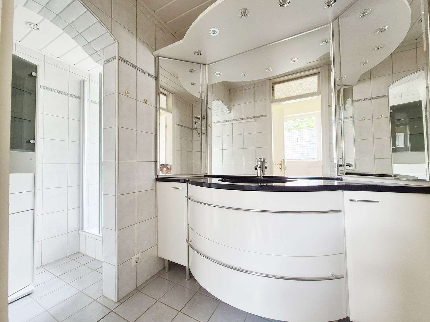 Immobilie in Lübbecke - Attraktives, großes 1-2 Familienhaus mit Wintergarten 
in ruhiger Lage von Lübbecke - Bild 11