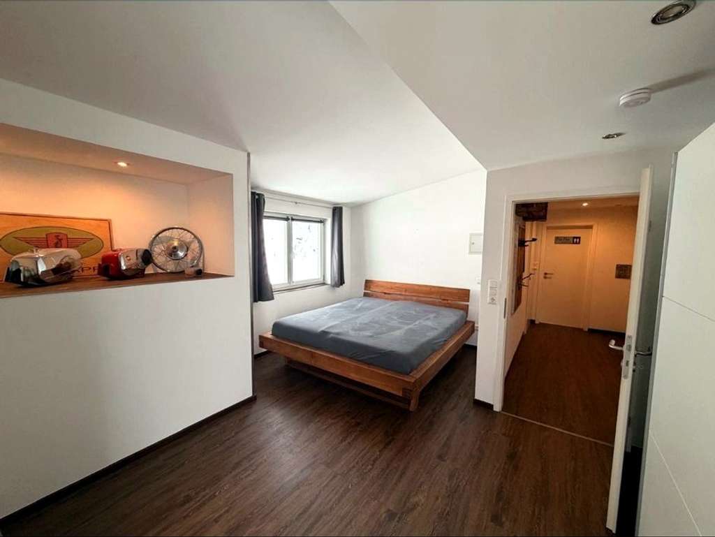 Immobilie in Neuschönau - Wohnen, wo andere Urlaub machen – Großzügiges Einfamilienhaus mit Traumgrundstück und viel Potenzial - Bild 2