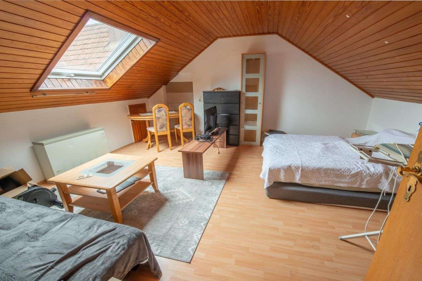 Immobilie in Bühl - Zweifamilienhaus plus vermietete Werkstatt in Bühl - Bild 4