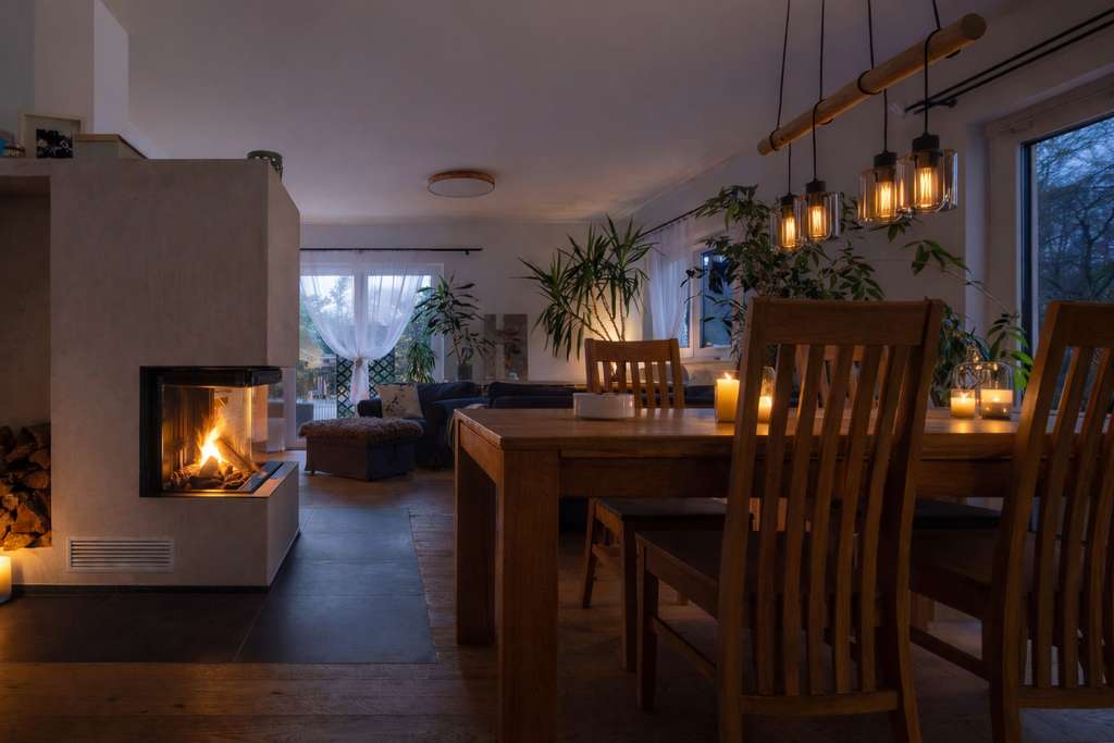 Immobilie in Altlandsberg - BIETERVERFAHREN: Exklusives Einfamilienhaus mit Energiekonzept und Westgarten, Terrasse und Pool - Bild 3