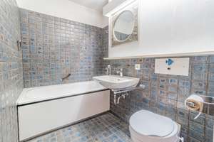 Kauf gegen Gebot / renovierungsbedürftiges Apartment im 9. OG mit Weitblick – Die vollständige Adresse der Immobilie erhältst du vom Anbieter., 80687 Friedenheim, München – Vorschaubild 9