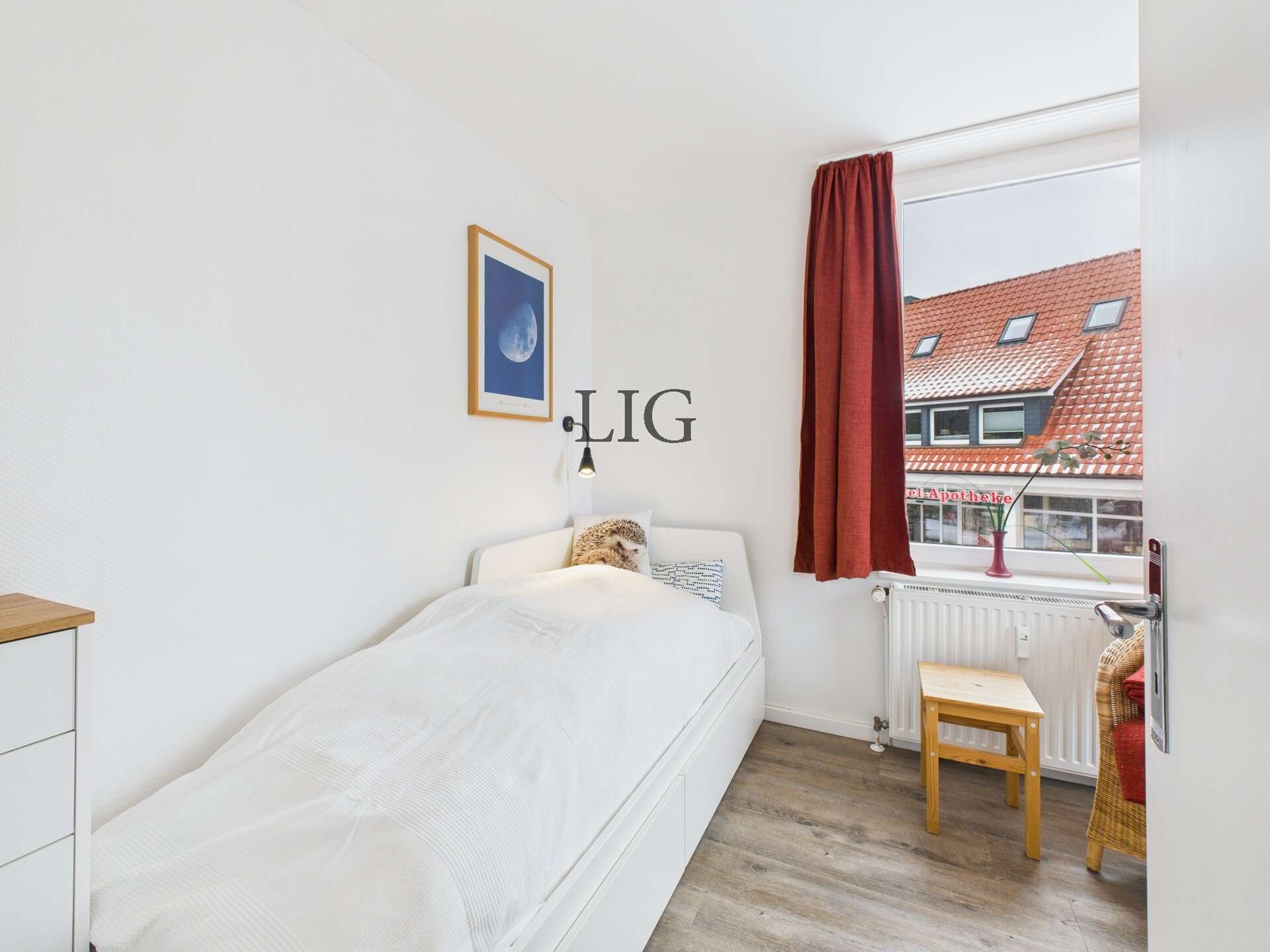 Immobilie in Langeoog - LAGE, LAGE, LAGE: Traumhafte Ferienwohnung nur wenige Meter vom Wasserturm und Hauptstrand entfernt! - Bild 8