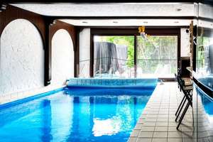 Stilvolles Wohnparadies – mit Indoor-Pool, Büro & viel Raum zum Entfalten! – Die vollständige Adresse der Immobilie erhältst du vom Anbieter., 90455 Kornburg, Worzeldorf, Nürnberg – Vorschaubild 5