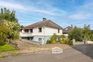 Am Ohrberg I Einfamilienhaus mit Einliegerwohnung auf Erbpachtgrundstück! – Die vollständige Adresse der Immobilie erhältst du vom Anbieter., 31789 Hameln – Vorschaubild 2