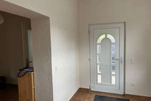 Doppelhaushälfte zur Miete mit Kamin, Einbauküche, Garten, Werkstatt, Zwinger, Garage und Stellplatz – 6420 Könnern – Vorschaubild 14