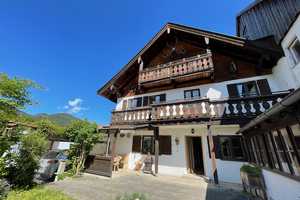Außergewöhnliches Einfamilienhaus in Oberammergau – Garmisch-Partenkirchen (Kreis) – Vorschaubild 2
