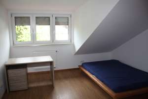 Anzeige pausiert ###Möblierte 3 Zimmer DG-Wohnung / 59m2 in München-Trudering /  Warmmiete 1205 Euro – Sulzer-Belchen-Weg 27a, 81825 Waldtrudering, München – Vorschaubild 8